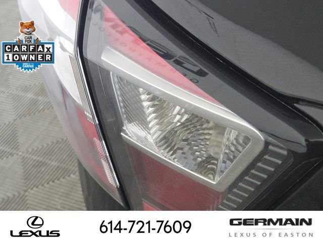 Used 2017 Ford Escape Titanium image 17