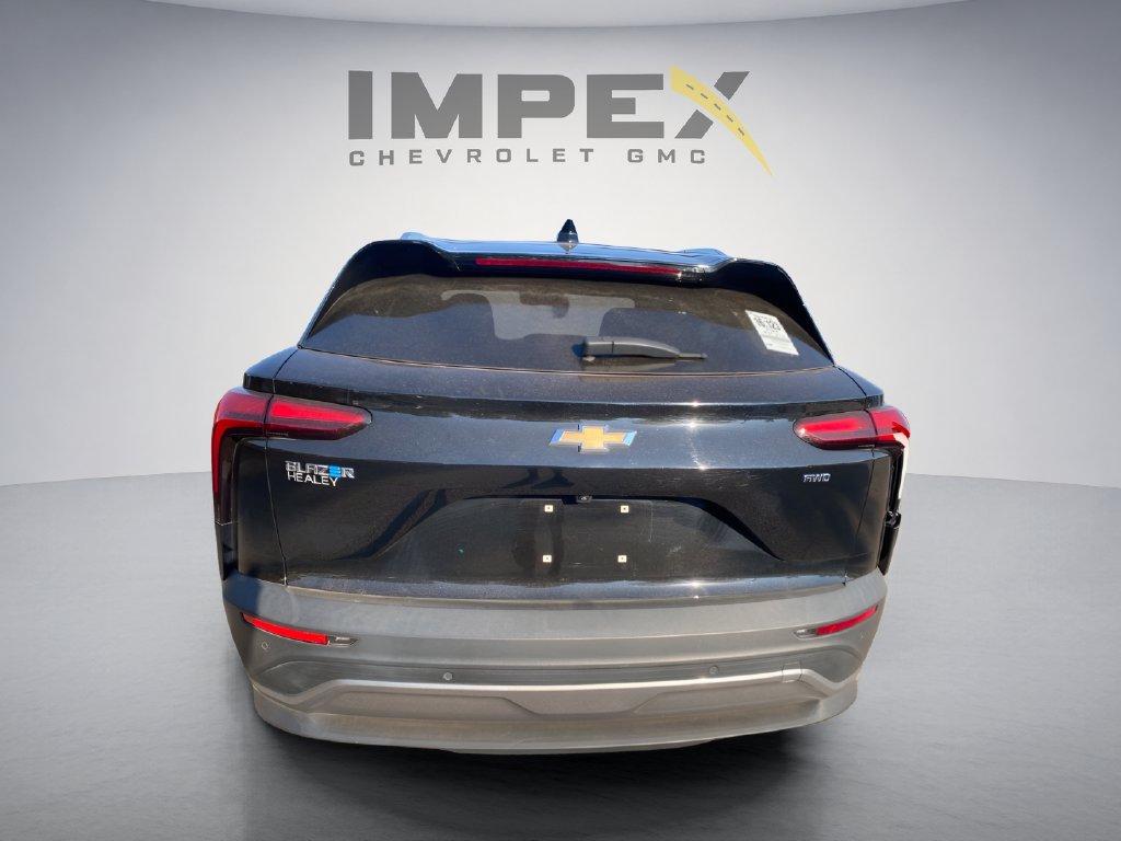 Used 2024 Chevrolet Blazer EV LT AWD/4WD image 4
