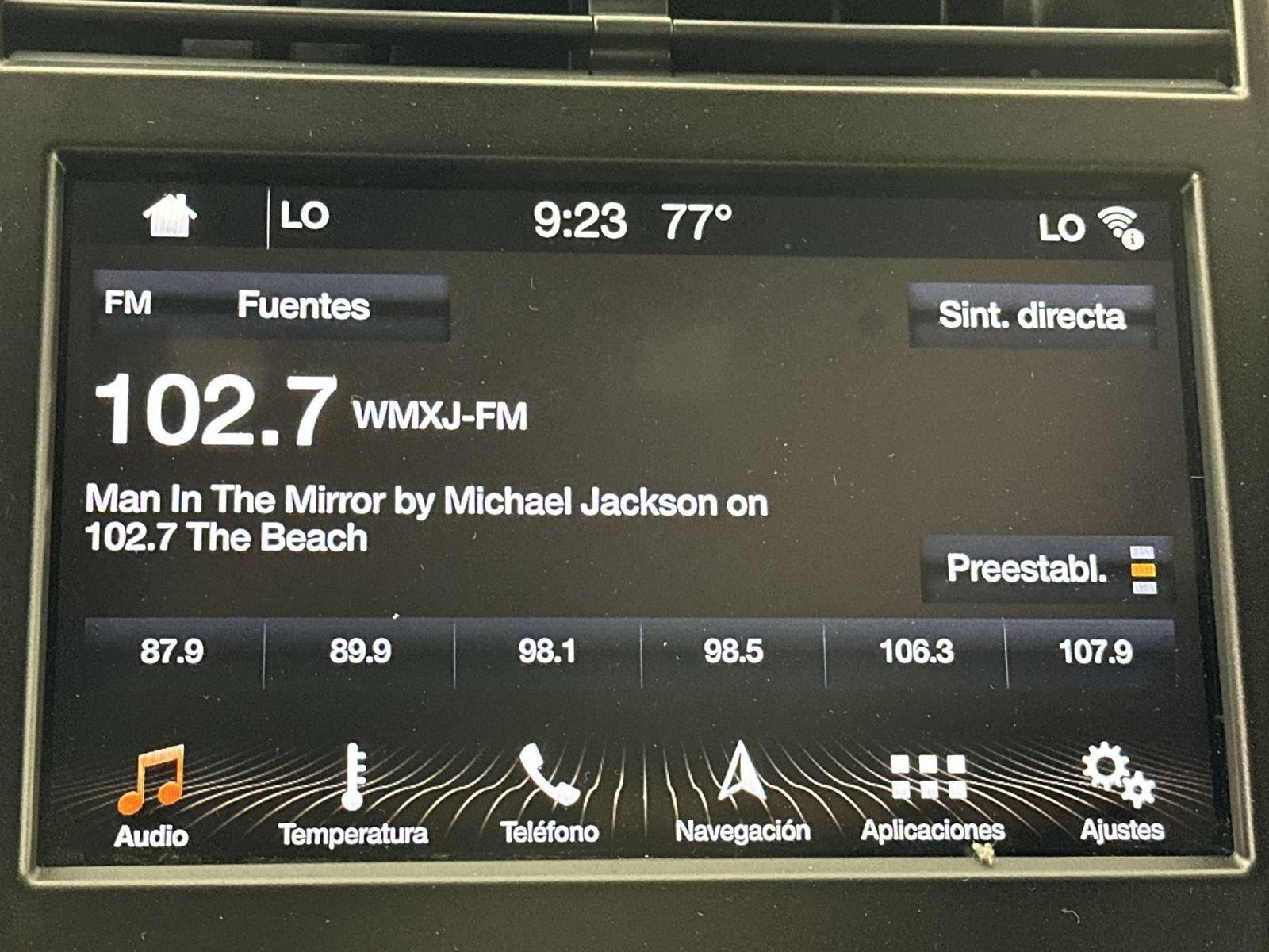 Used 2019 Lincoln MKC Reserve FWD image 16