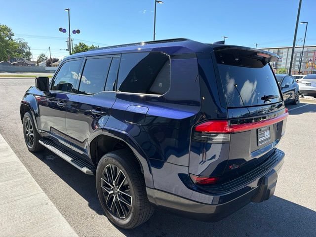 Used 2024 Lexus GX 550 w/ Accessory Package (2T) AWD/4WD image 5