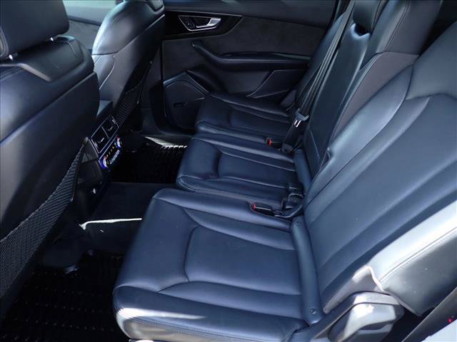 Used 2018 Audi Q7 3.0T Prestige w/ Prestige Package AWD/4WD image 10