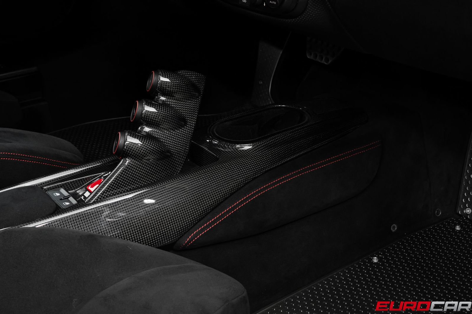 Used 2019 Ferrari 488 Pista Coupe RWD image 46