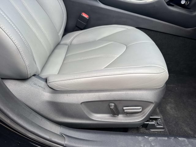 Used 2020 Toyota Avalon XLE FWD image 11