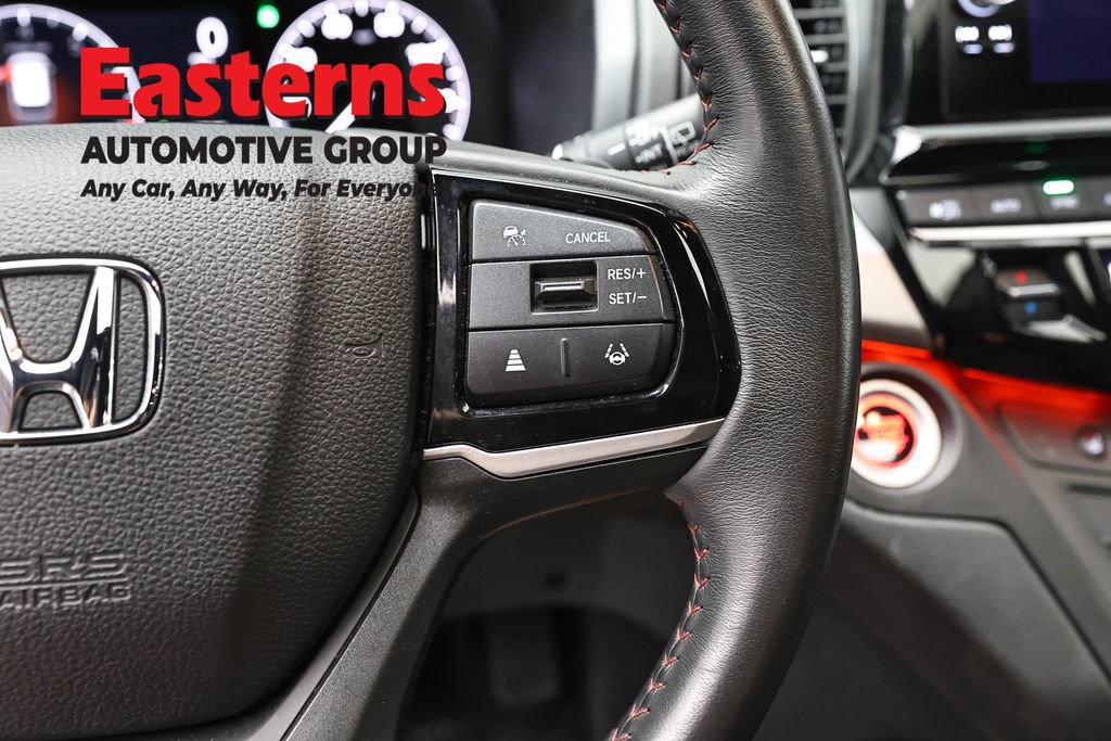 Used 2025 Honda Odyssey Sport-L image 16