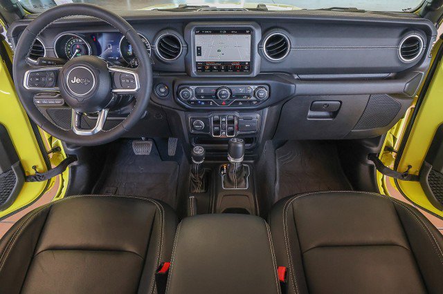 Used 2023 Jeep Wrangler Sahara AWD/4WD image 38