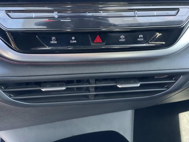 Used 2021 Volkswagen ID.4 Pro S image 17