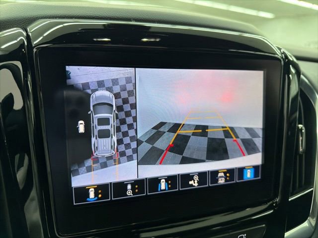 Used 2023 Chevrolet Traverse Premier w/ LPO, Floor Liner Package image 17