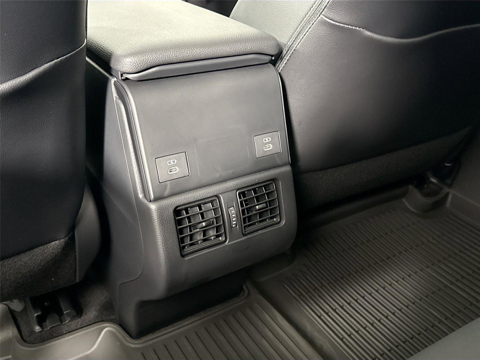 Used 2024 Toyota bZ4X XLE image 36