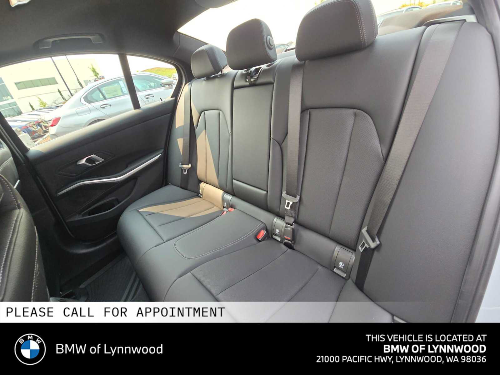 New 2026 BMW 330i xDrive Sedan w/ M Sport Package AWD/4WD image 17