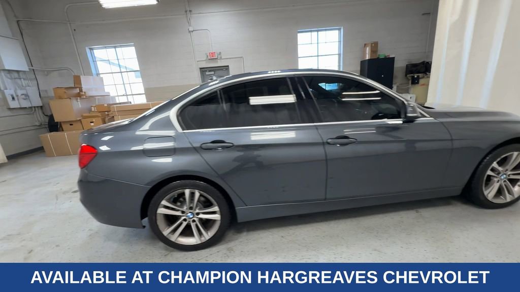 Used 2017 BMW 330i xDrive Sedan image 12