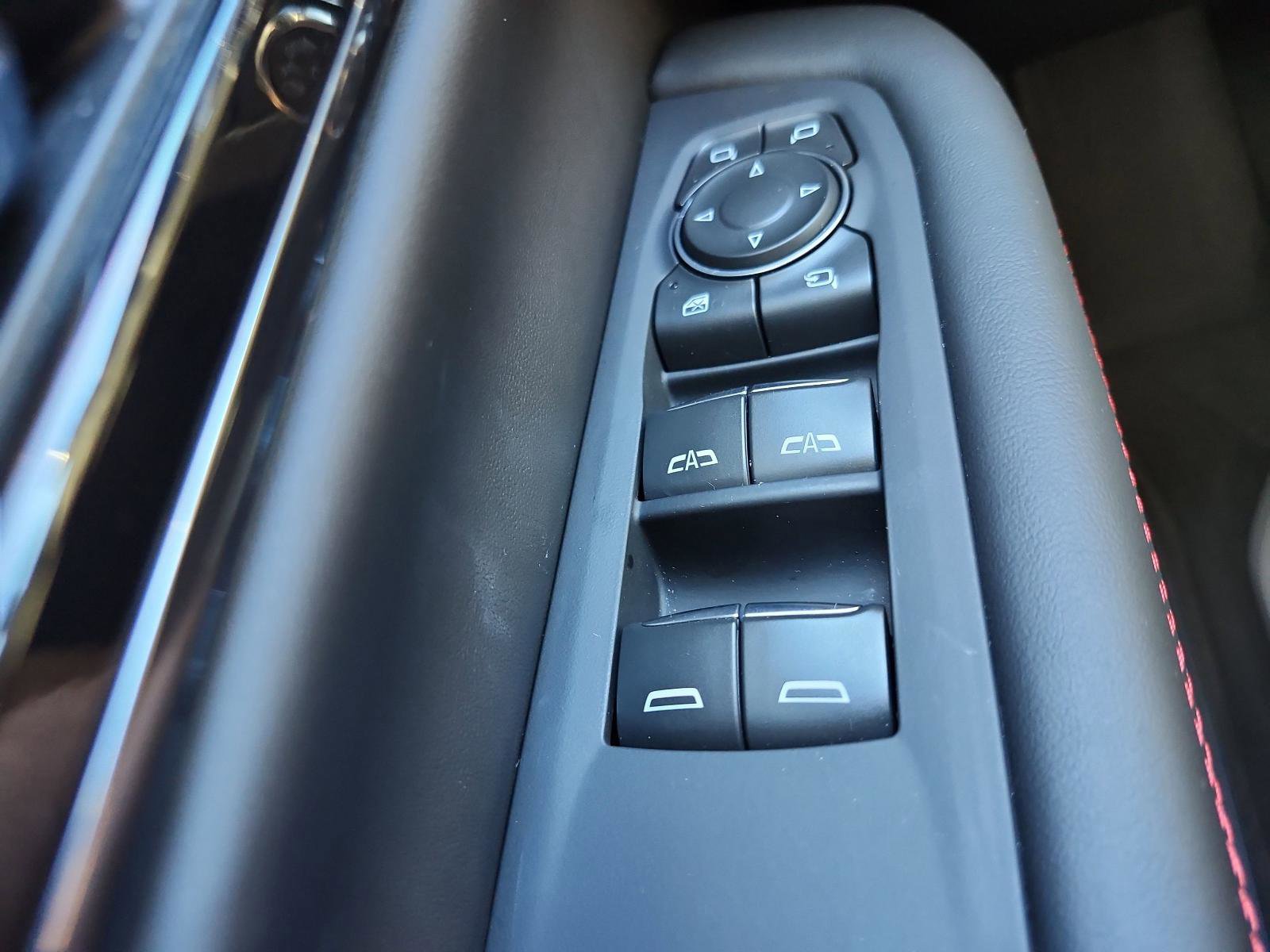 Certified 2025 GMC Yukon AT4 Ultimate w/ LPO, Floor Liner Package image 23