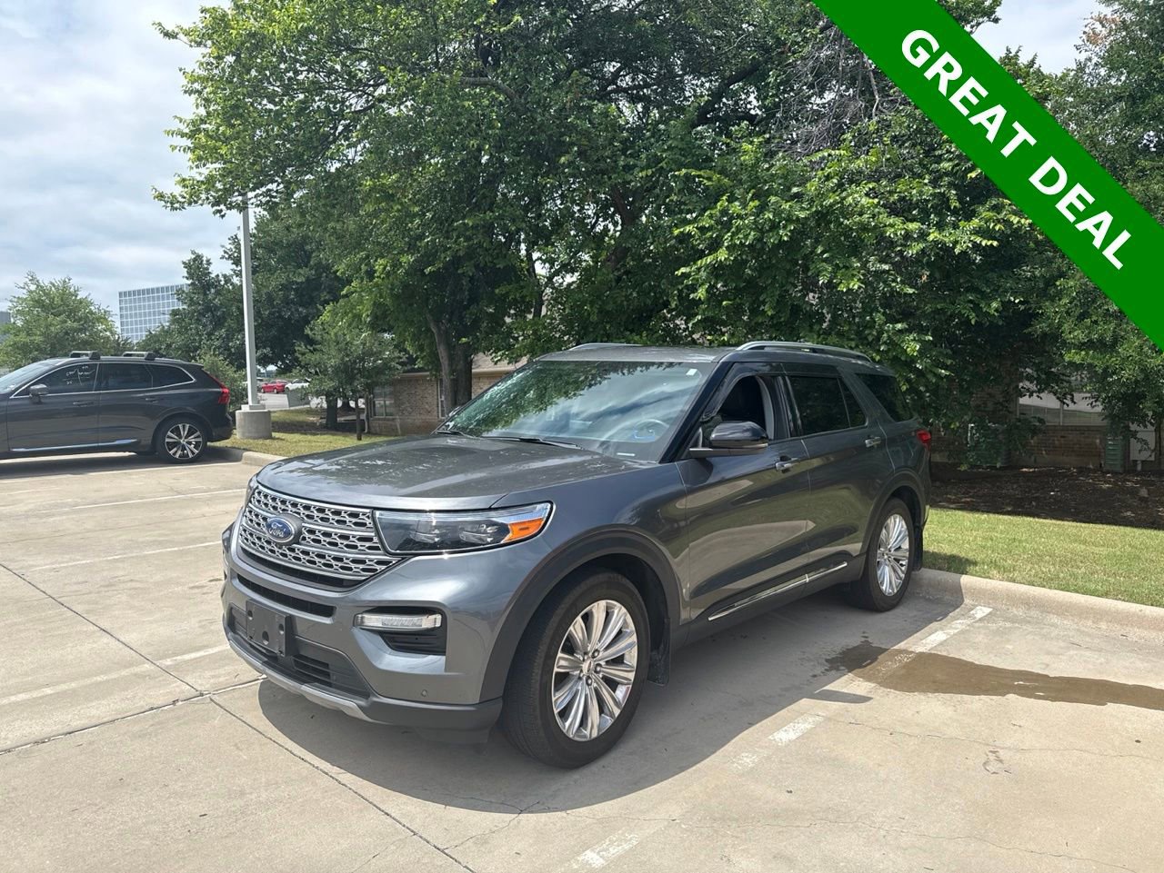 Used 2024 Ford Explorer Limited w/ Limited Technology Package