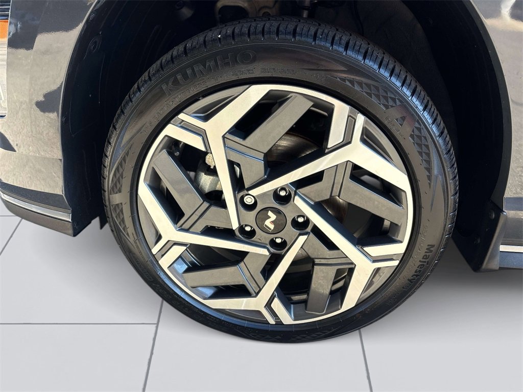 Used 2024 Hyundai Kona N Line image 8