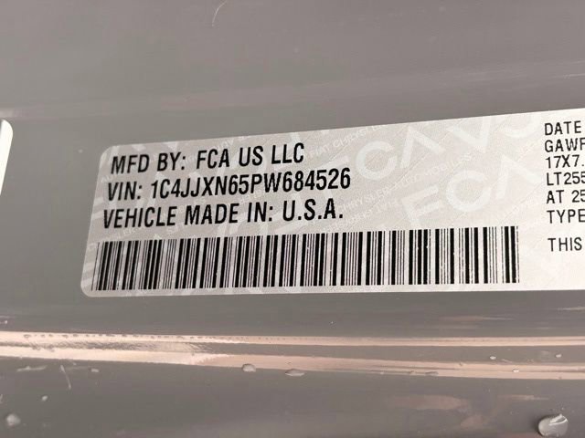 Used 2023 Jeep Wrangler Unlimited AWD/4WD image 25