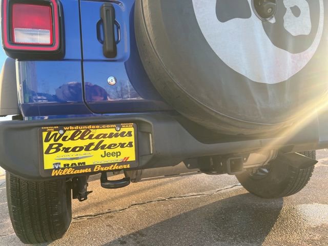 Used 2018 Jeep Wrangler Sport image 6