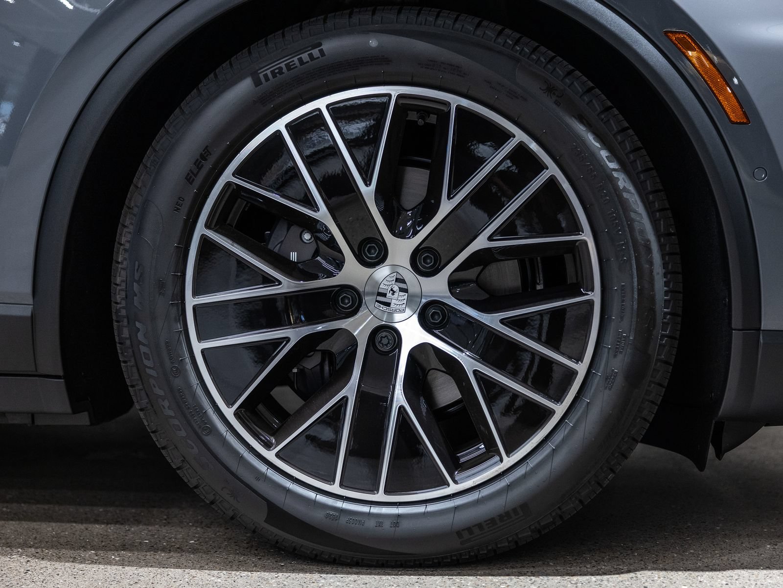 New 2026 Porsche Macan 4 Electric AWD/4WD image 20