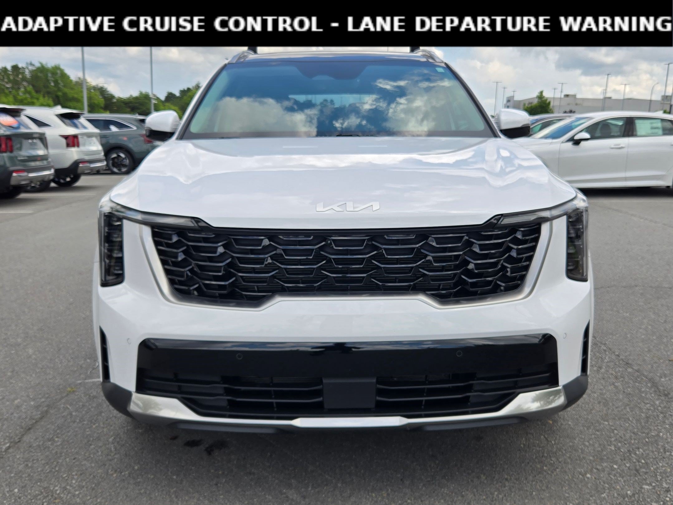 Used 2025 Kia Sorento S w/ Panoramic Sunroof Package FWD image 2