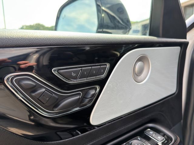 Used 2024 Lincoln Aviator Reserve w/ Equipment Group 201A AWD/4WD image 22
