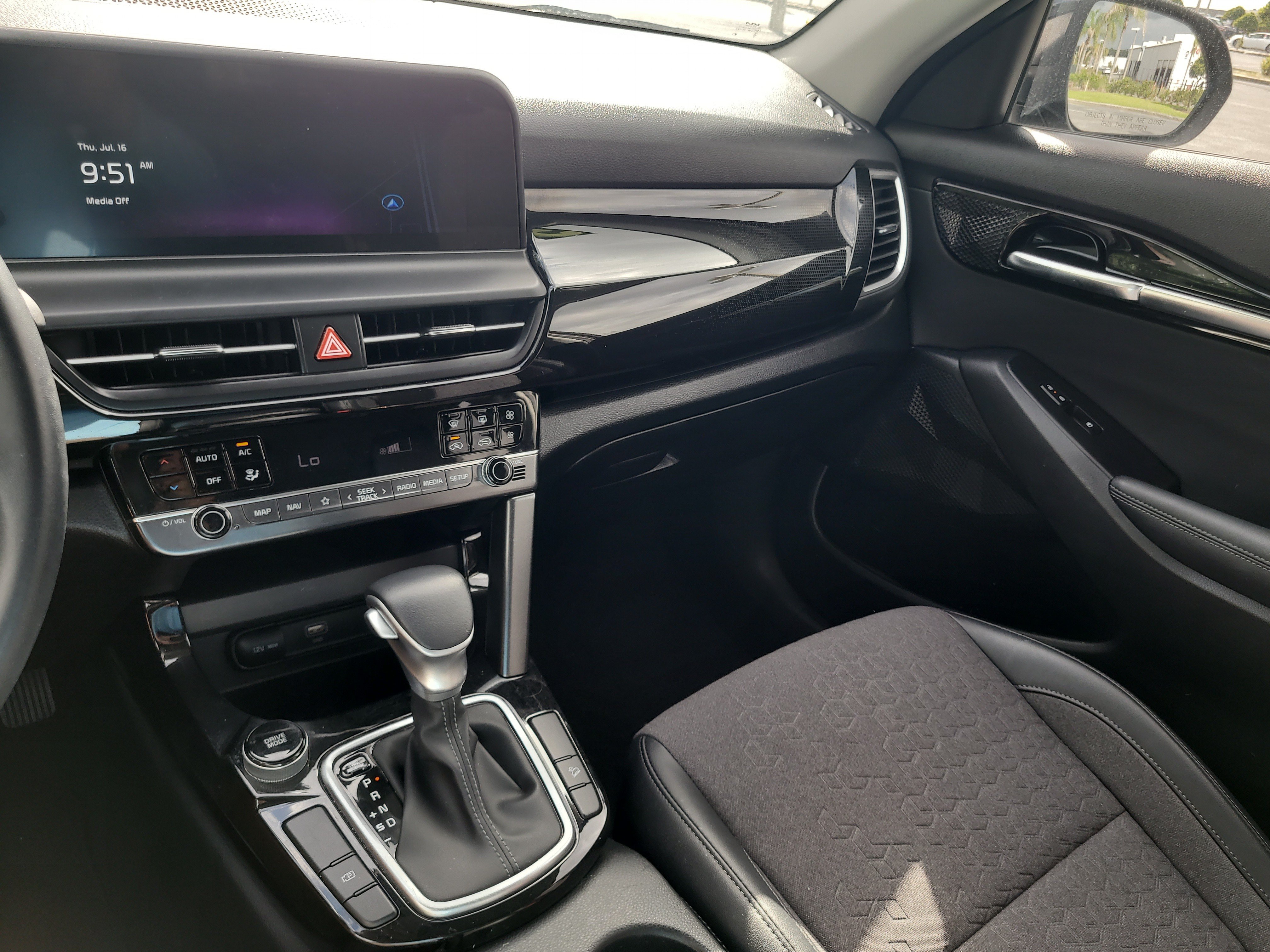 Used 2025 Kia Seltos S FWD image 21