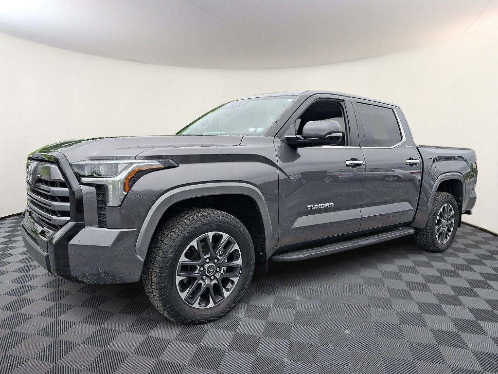 Used 2024 Toyota Tundra Limited AWD/4WD image 6