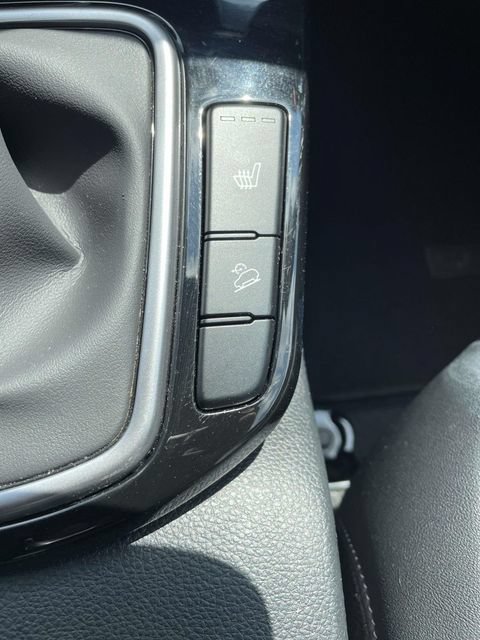 Certified 2024 Kia Seltos EX FWD image 31