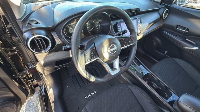 Used 2024 Nissan Kicks SV image 10