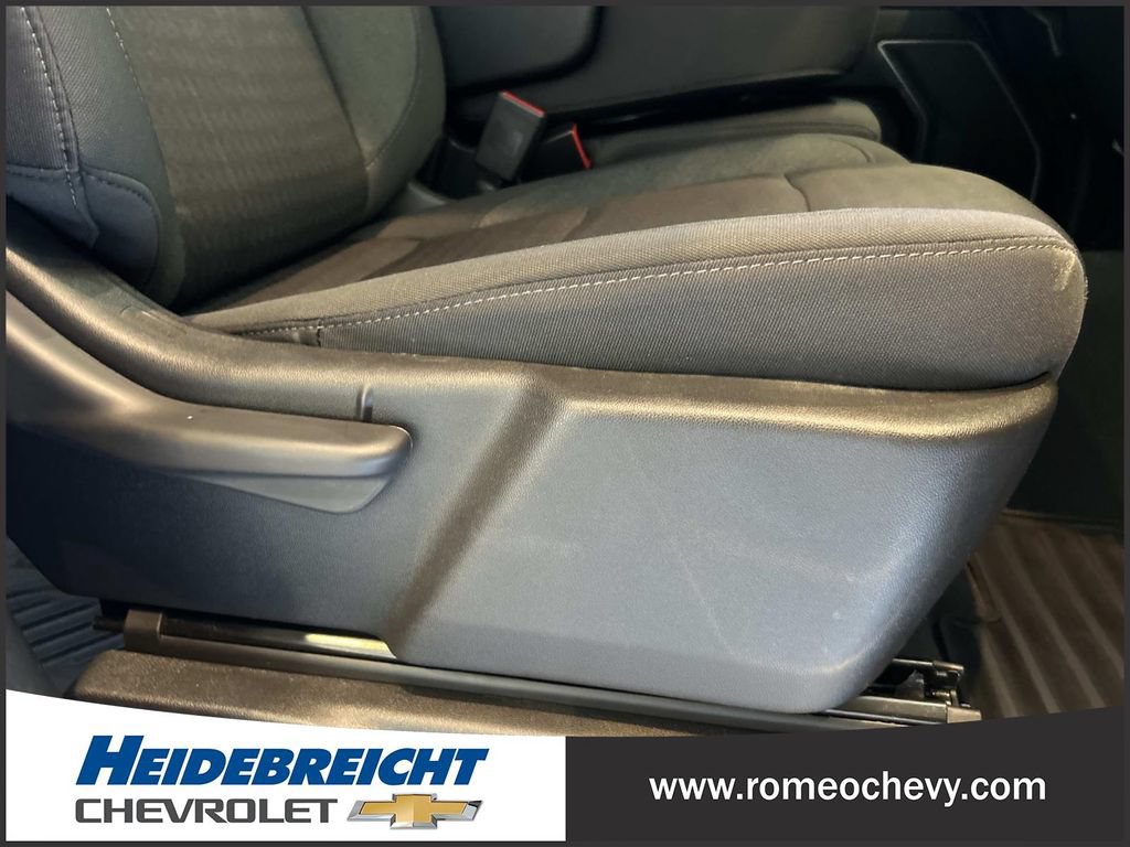 Certified 2024 Chevrolet Silverado 1500 LT AWD/4WD image 33