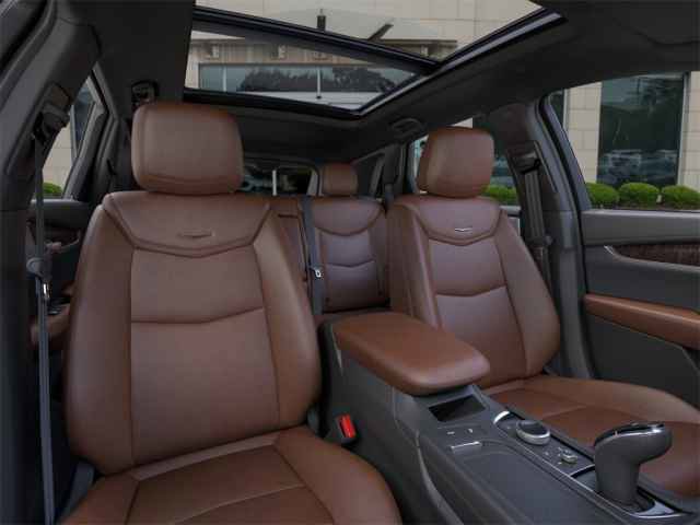 Certified 2023 Cadillac XT5 Sportv AWD/4WD image 16