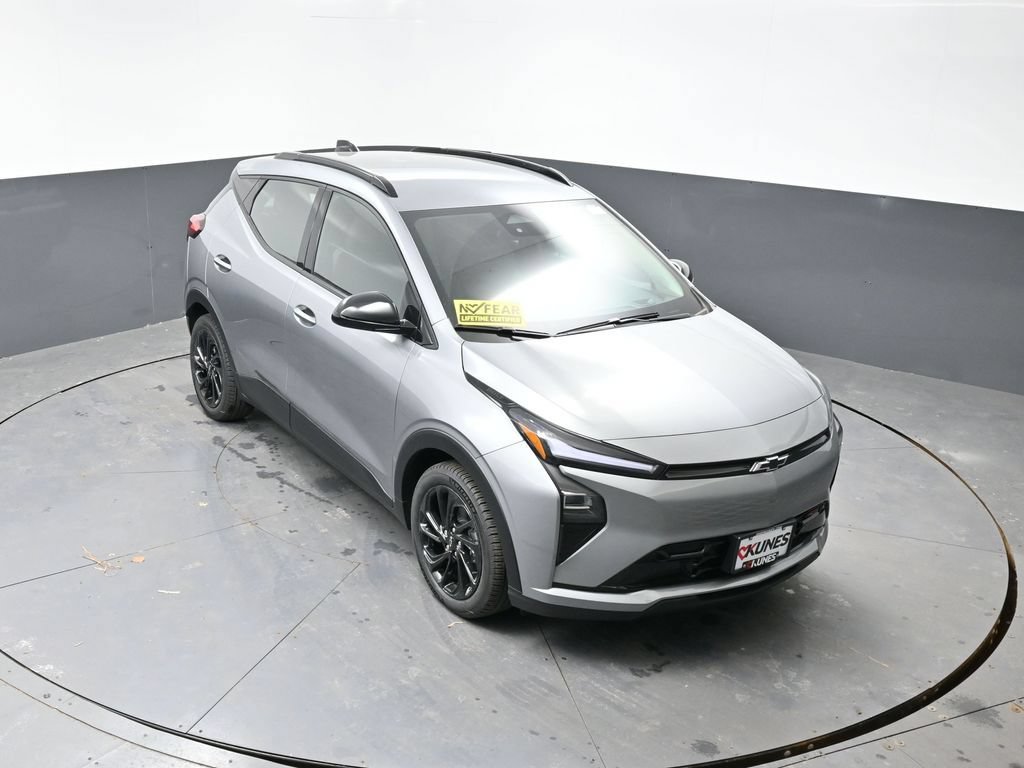 New 2027 Chevrolet Bolt RS FWD image 30