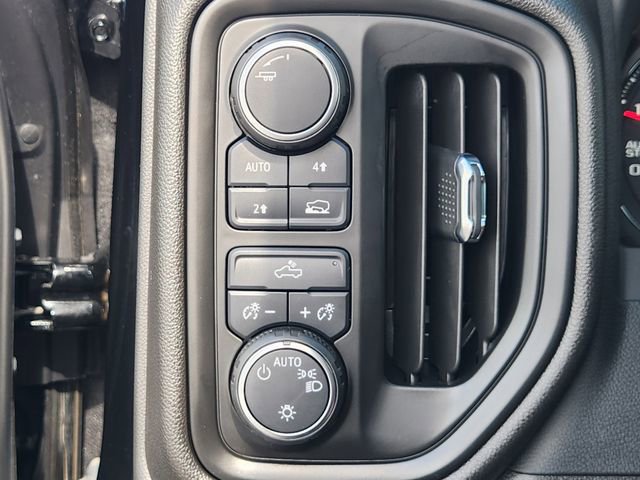Used 2023 Chevrolet Silverado 1500 Custom AWD/4WD image 21