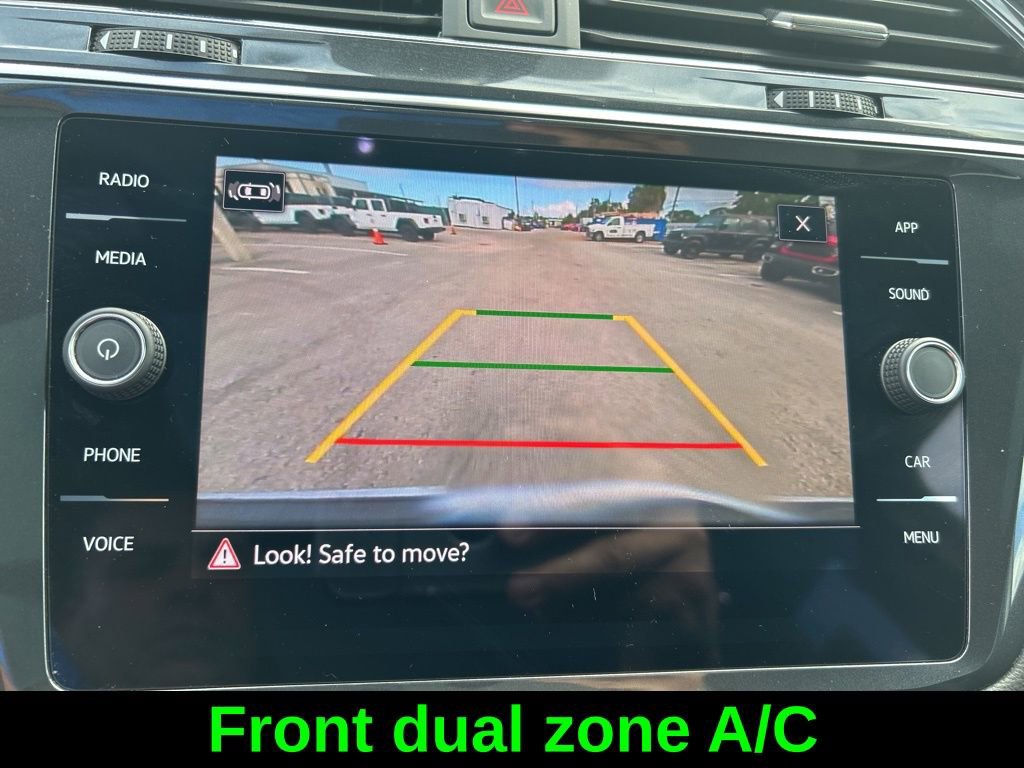 Used 2023 Volkswagen Tiguan SE R-Line image 17