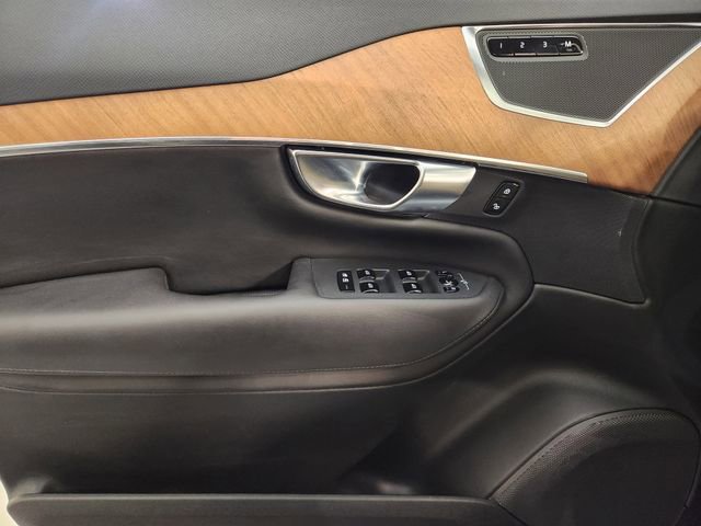 Used 2024 Volvo XC90 B5 Plus image 24