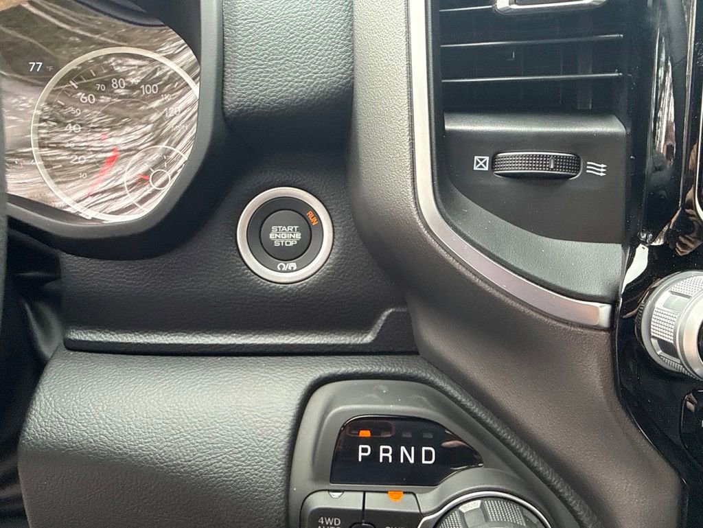 New 2026 RAM 1500 4x4 Crew Cab image 16
