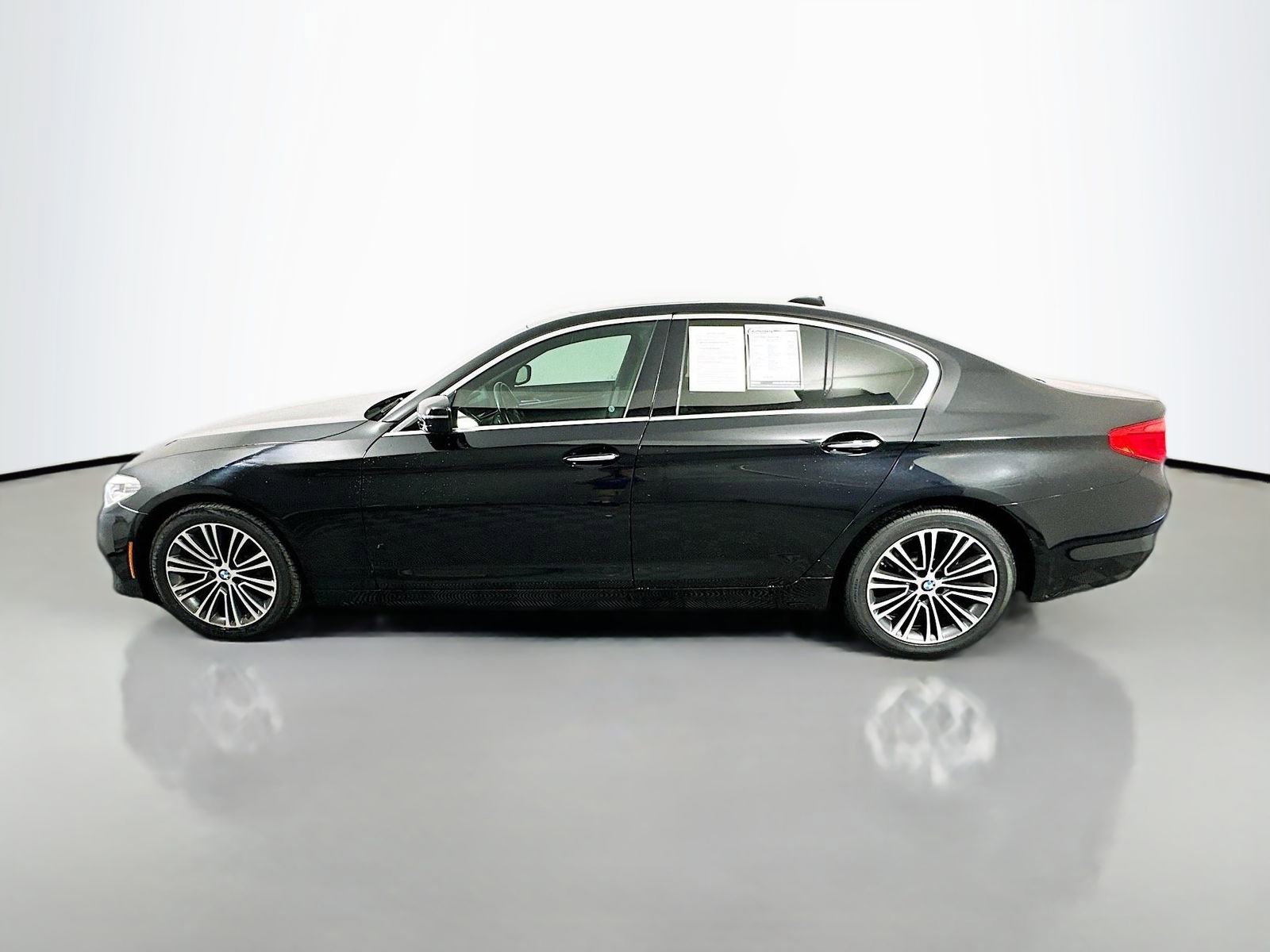 Used 2018 BMW 530i RWD image 4