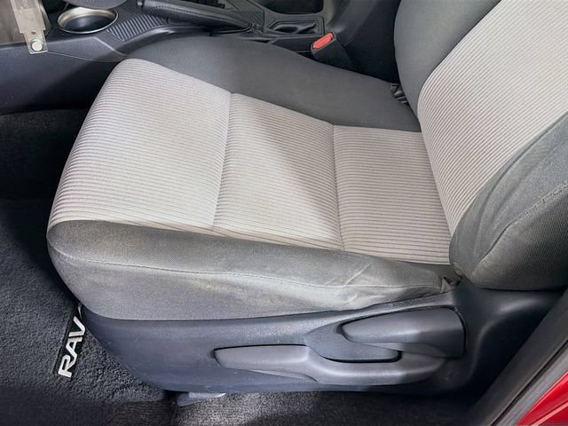 Used 2014 Toyota RAV4 LE FWD image 21