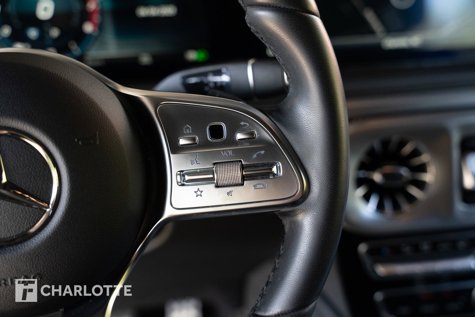 Used 2024 Mercedes-Benz G 550 image 23