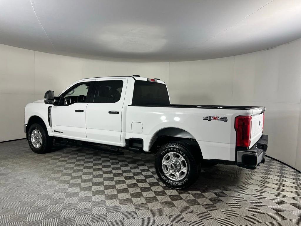 Used 2025 Ford F250 XLT image 9