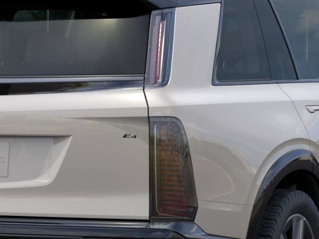 New 2027 Cadillac Vistiq Sport w/ LPO, Floor Liner Package AWD/4WD image 11