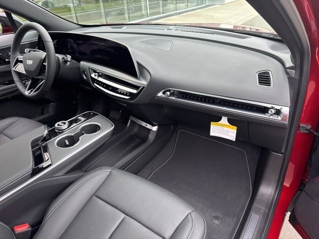 New 2025 Cadillac Lyriq Sport image 19