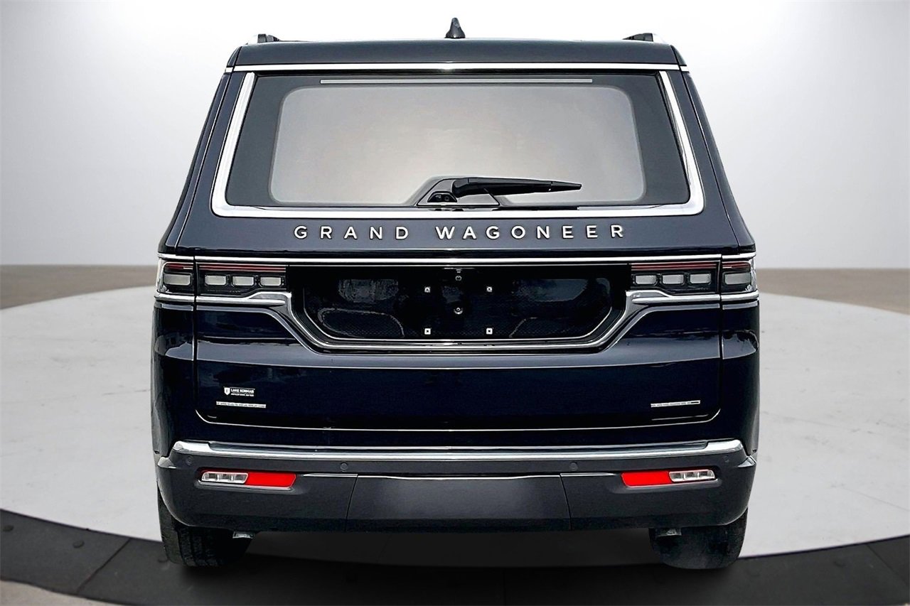 Used 2022 Jeep Grand Wagoneer Series III image 8