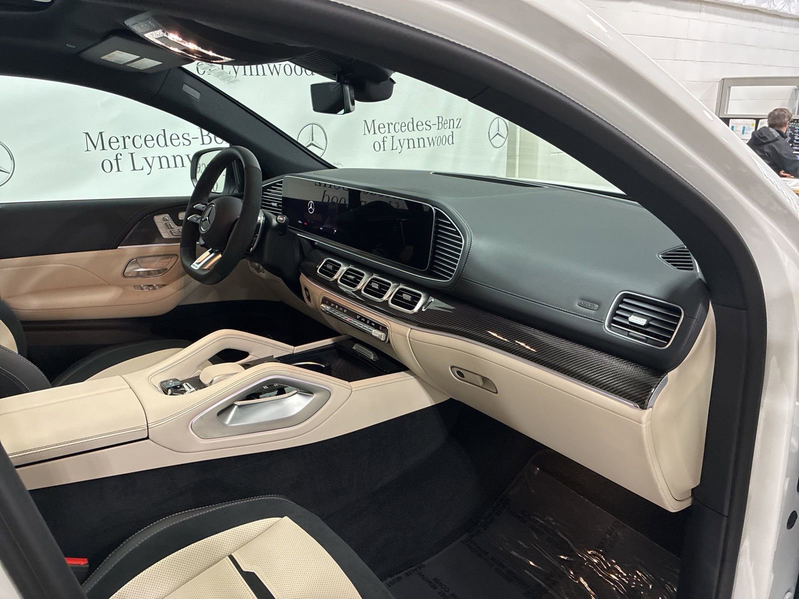 New 2026 Mercedes-Benz GLE 53 AMG 4MATIC Coupe image 16