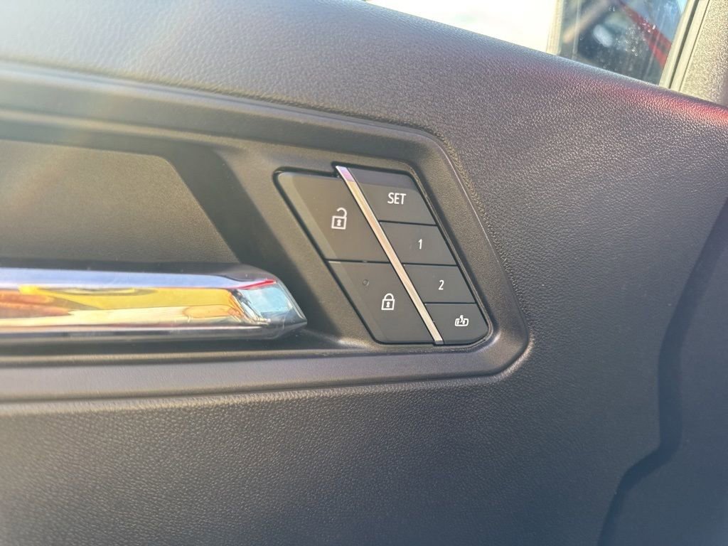 Used 2023 GMC Canyon AT4X w/ Edition 1 image 18