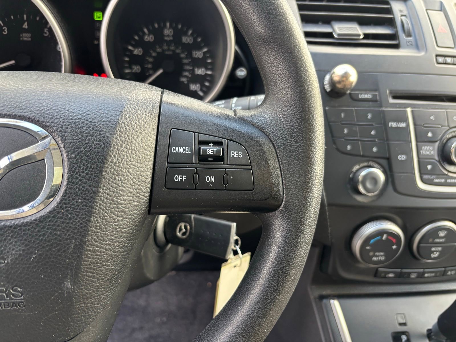 Used 2015 MAZDA MAZDA5 Sport image 18