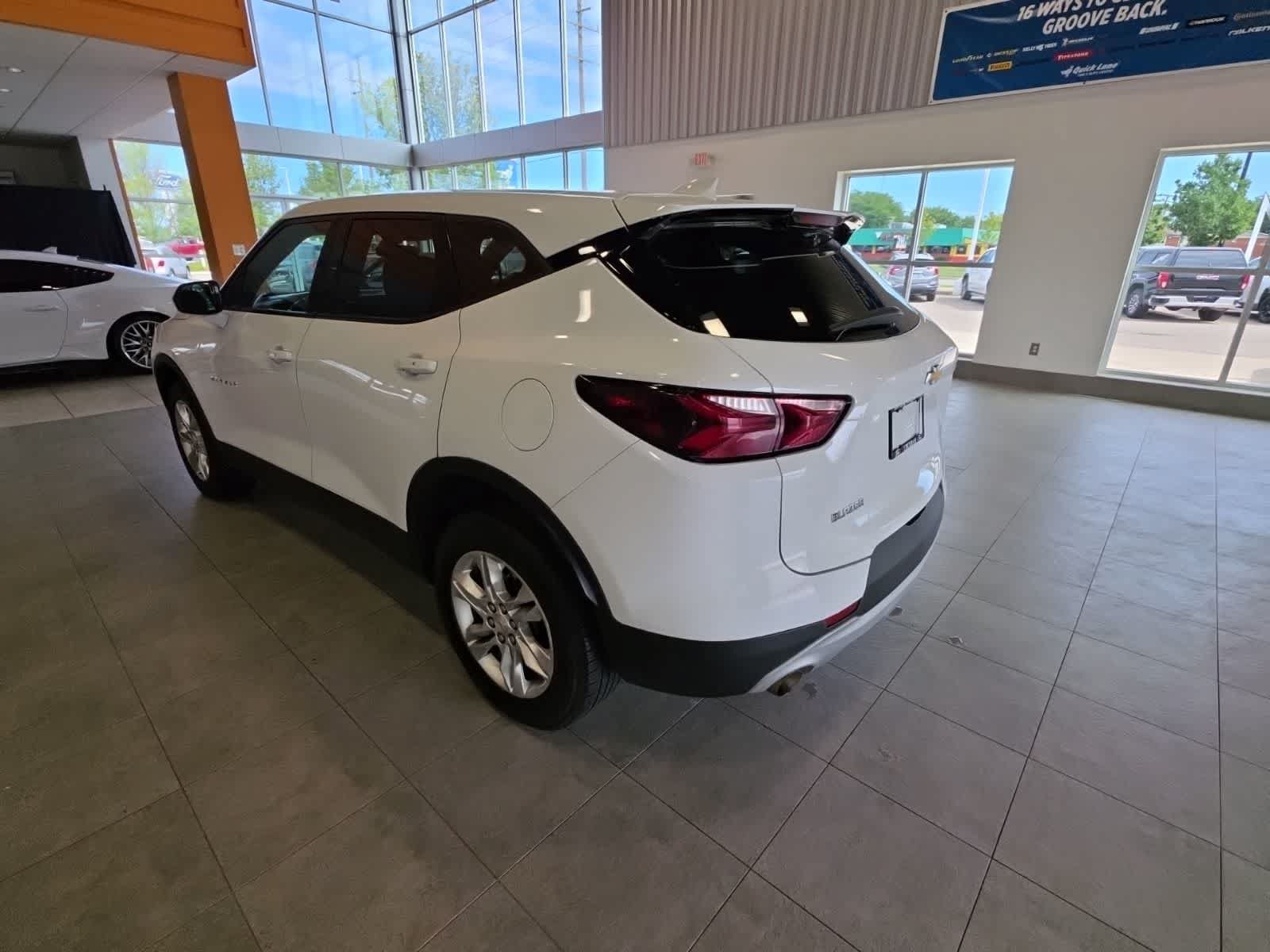 Used 2021 Chevrolet Blazer LT FWD image 15