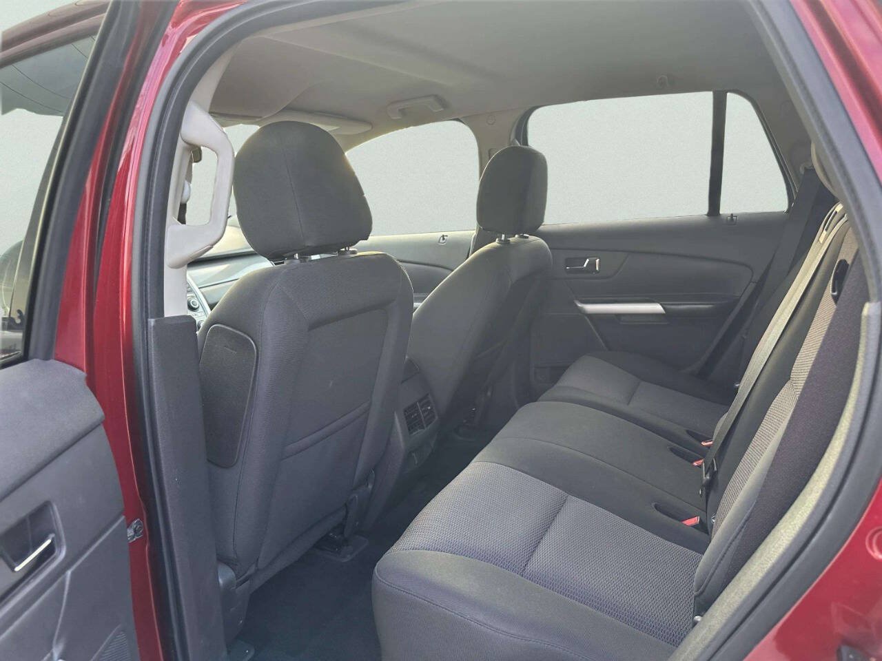 Used 2013 Ford Edge SEL FWD image 14
