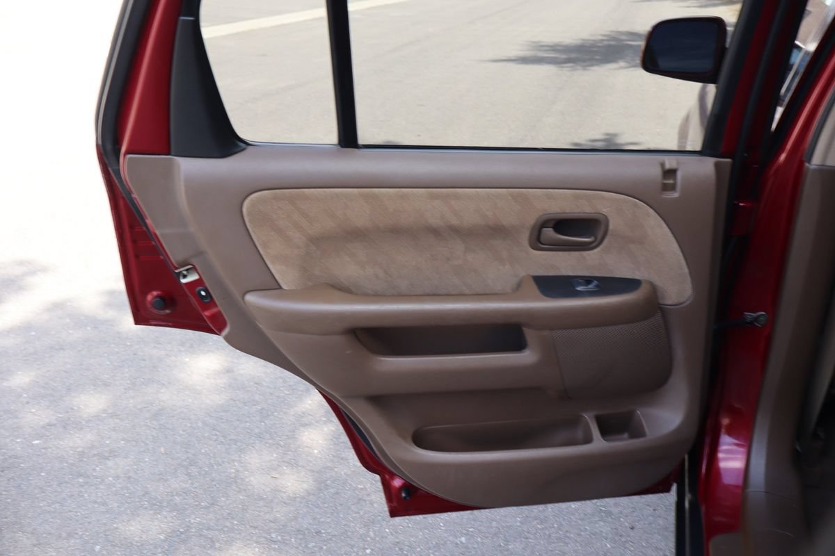 Used 2002 Honda CR-V EX image 25