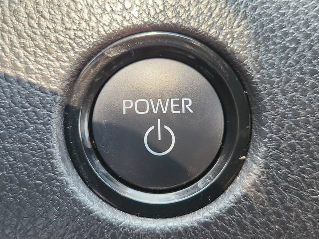 Used 2025 Toyota Camry SE w/ Convenience Package FWD image 19