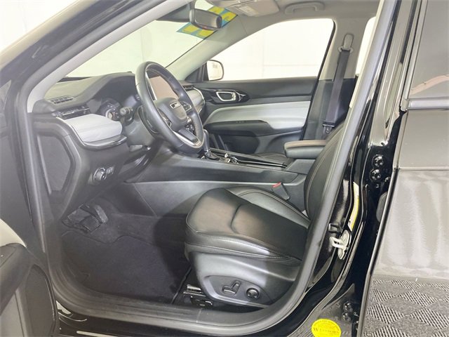 Used 2022 Jeep Compass Limited image 24