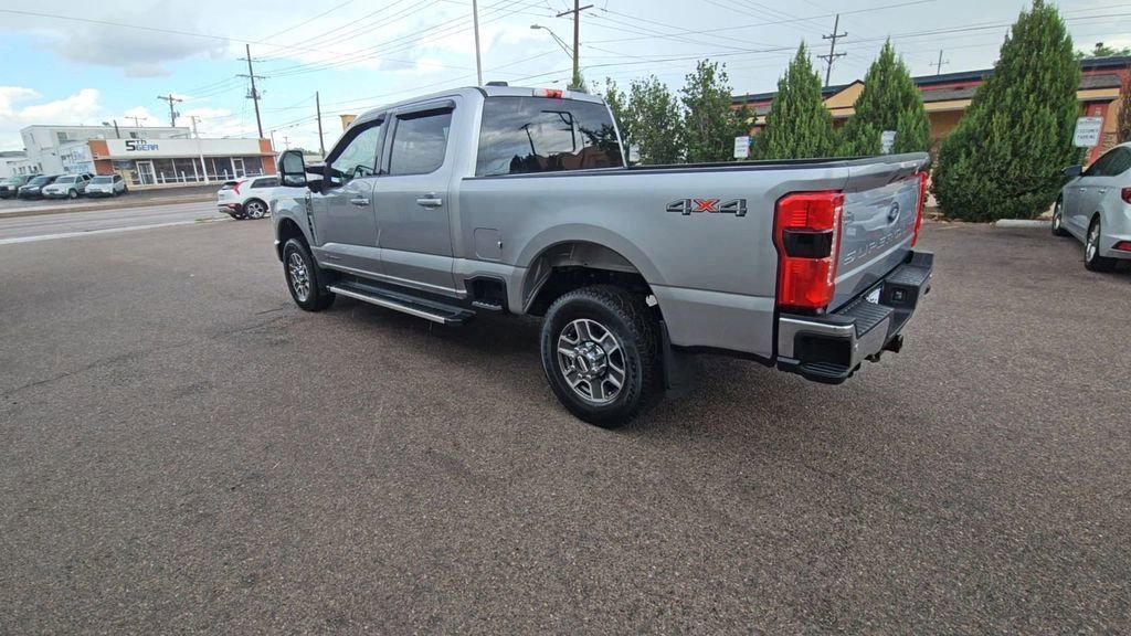 Used 2023 Ford F350 Lariat image 6