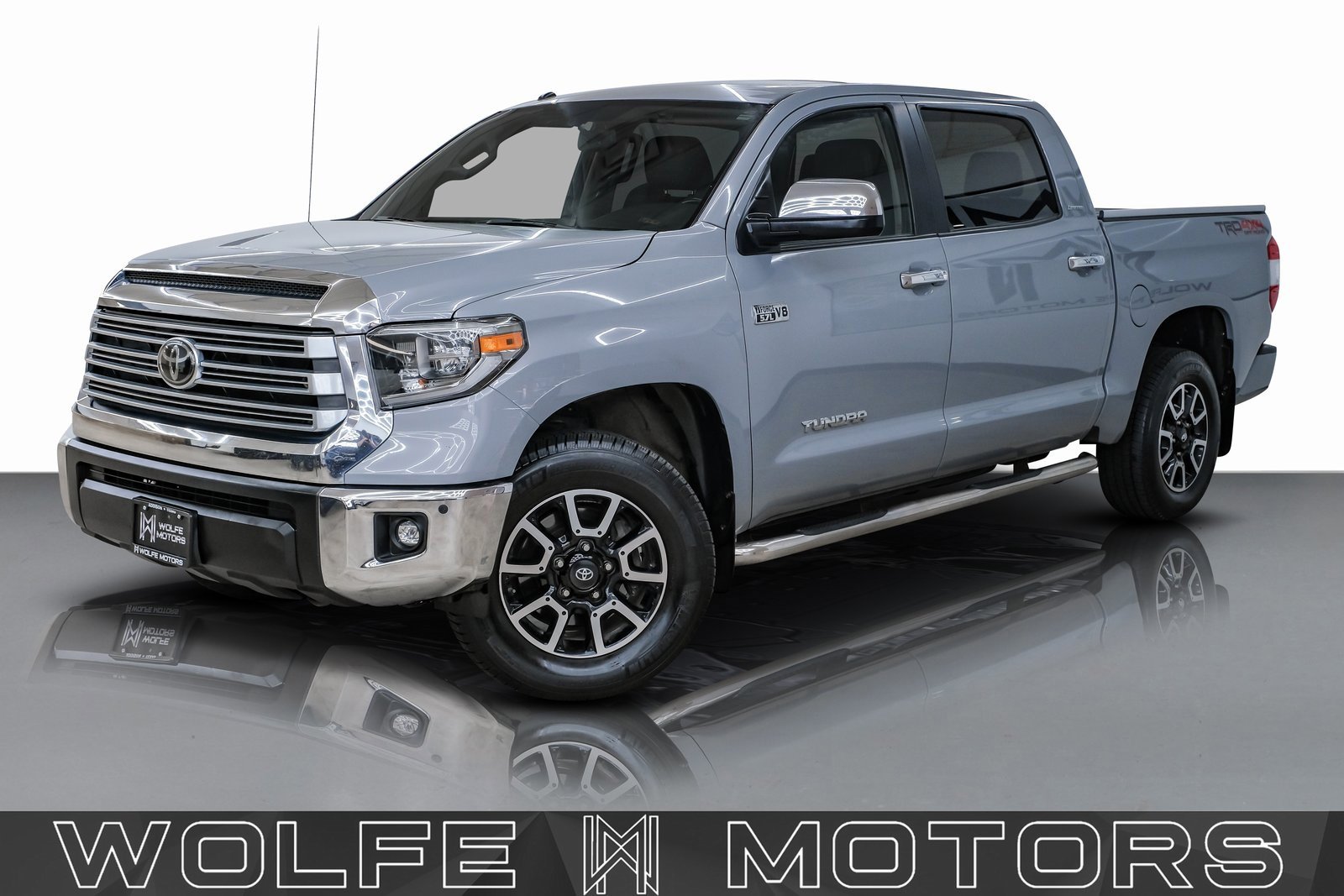 Used 2018 Toyota Tundra Limited w/ Limited Premium Package